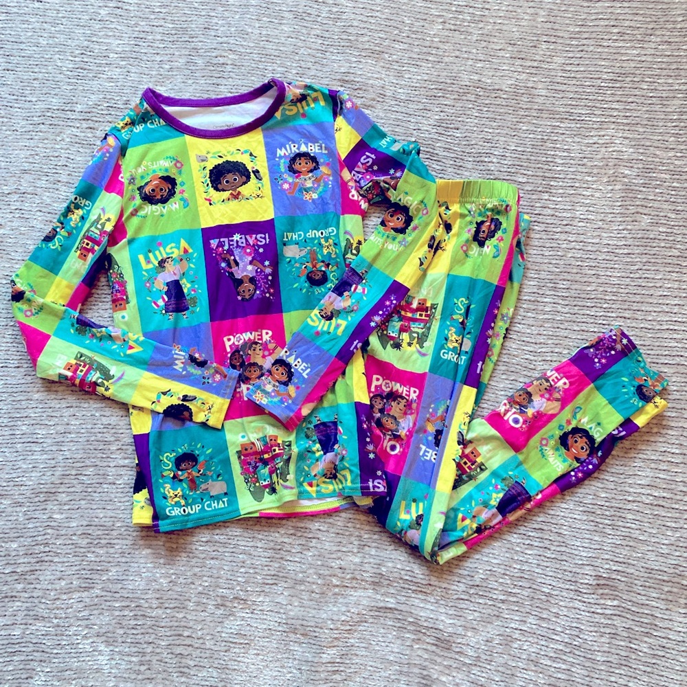 Cuddle Duds Encanto Disney Colorful Long‎ Underwear ClimateRight Size Medium